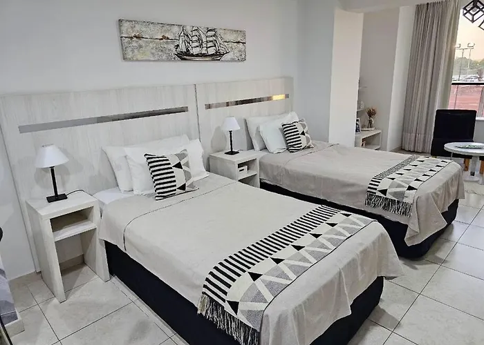 Diseno Y Confort Monoambiente A Pasos Del Rio!
